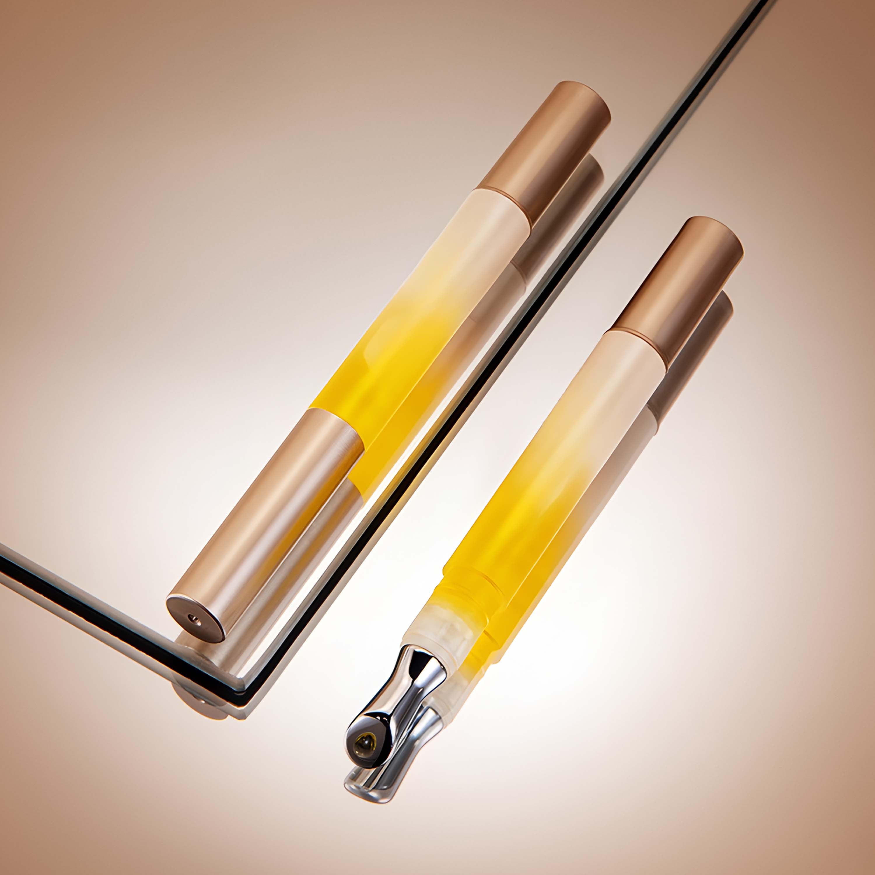  Pure Natural Minerals Lip Oil with Strong and Plump Function Lip Oil; Relieve Dryness and Moisturize Natural Biological Oil Ingredient Lip Oil
